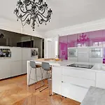 Elegant Apartment - 4Br -10P- Madeleine